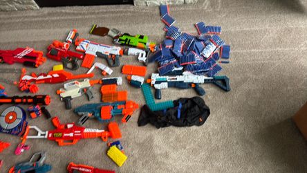 Nerf guns lot