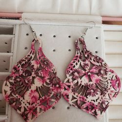 Light Weight Pink, Cream And Purplish Hook On Earrings 