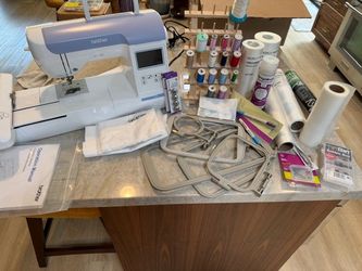 Brother PE800 Embroidery Machine Bunder w/ Tons of Accessories