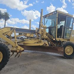 1998 caterpillar 120 h great condition 