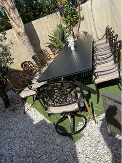 Patio outdoor 13 PCs dining set brand new