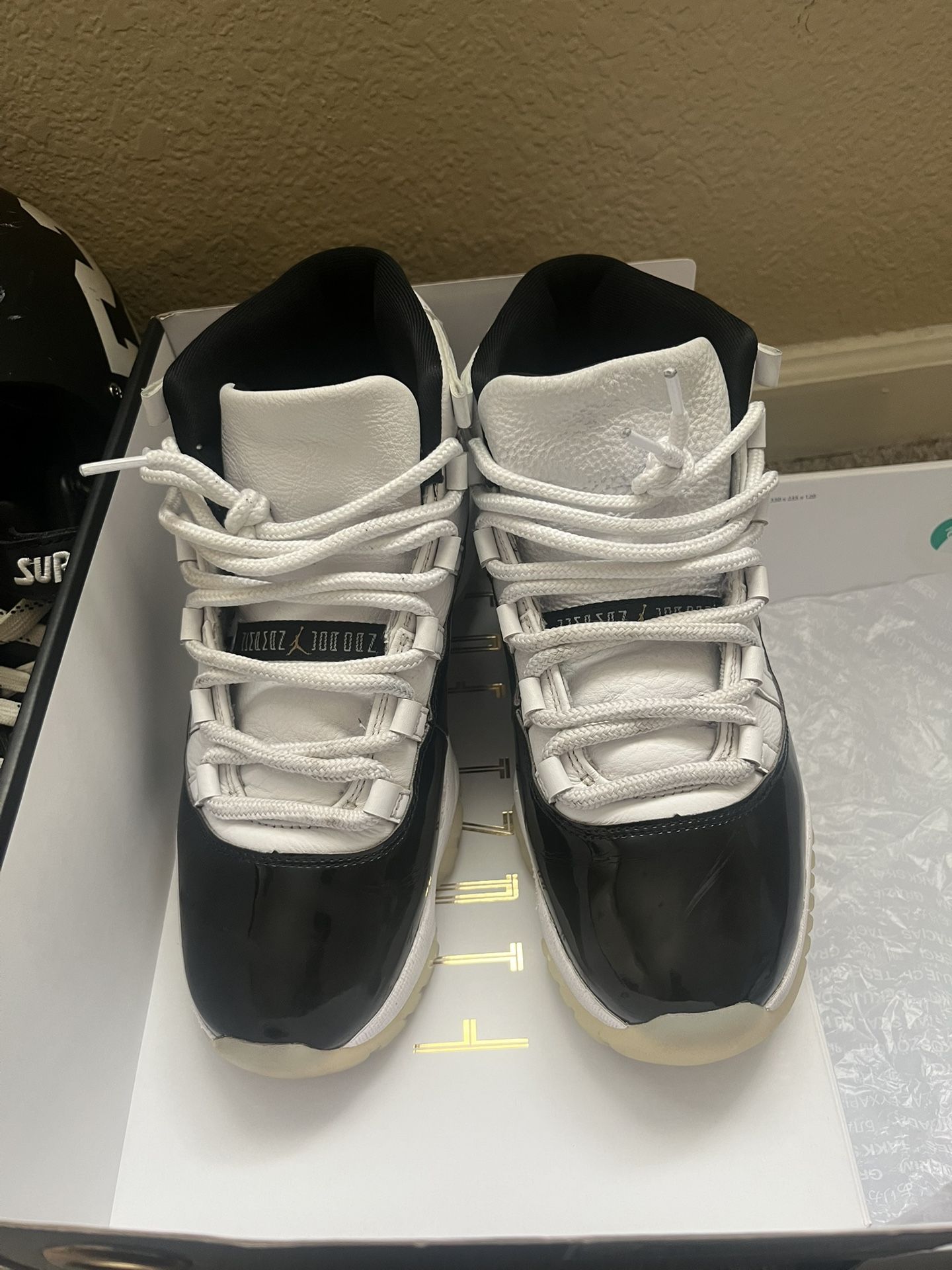 Air Jordan 11 Retro