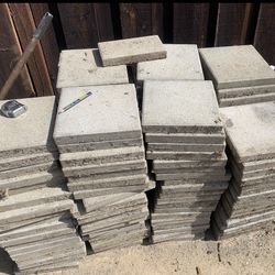 PENDING.   141 +  12”x12” Tan Stepping Stones Free Delivery (read)