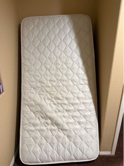 Twin mattress