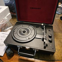 Crosley Cruiser Deluxe Turntable 