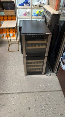 Dual Zone Wine Cooler – Excellent Condition