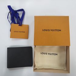 Louis Vuitton Bifold Wallet 