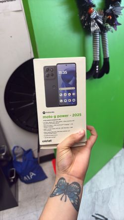 Moto G , iPhone 14 And Power Bank For Sale 