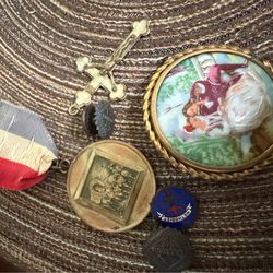Vintage  lot pins, brooch , medal