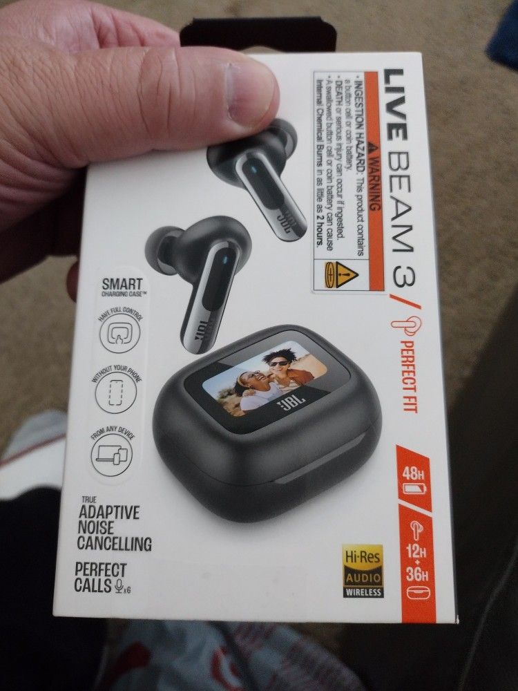 JBL LIVE BEAM 3 LIKE NEW IN BOX