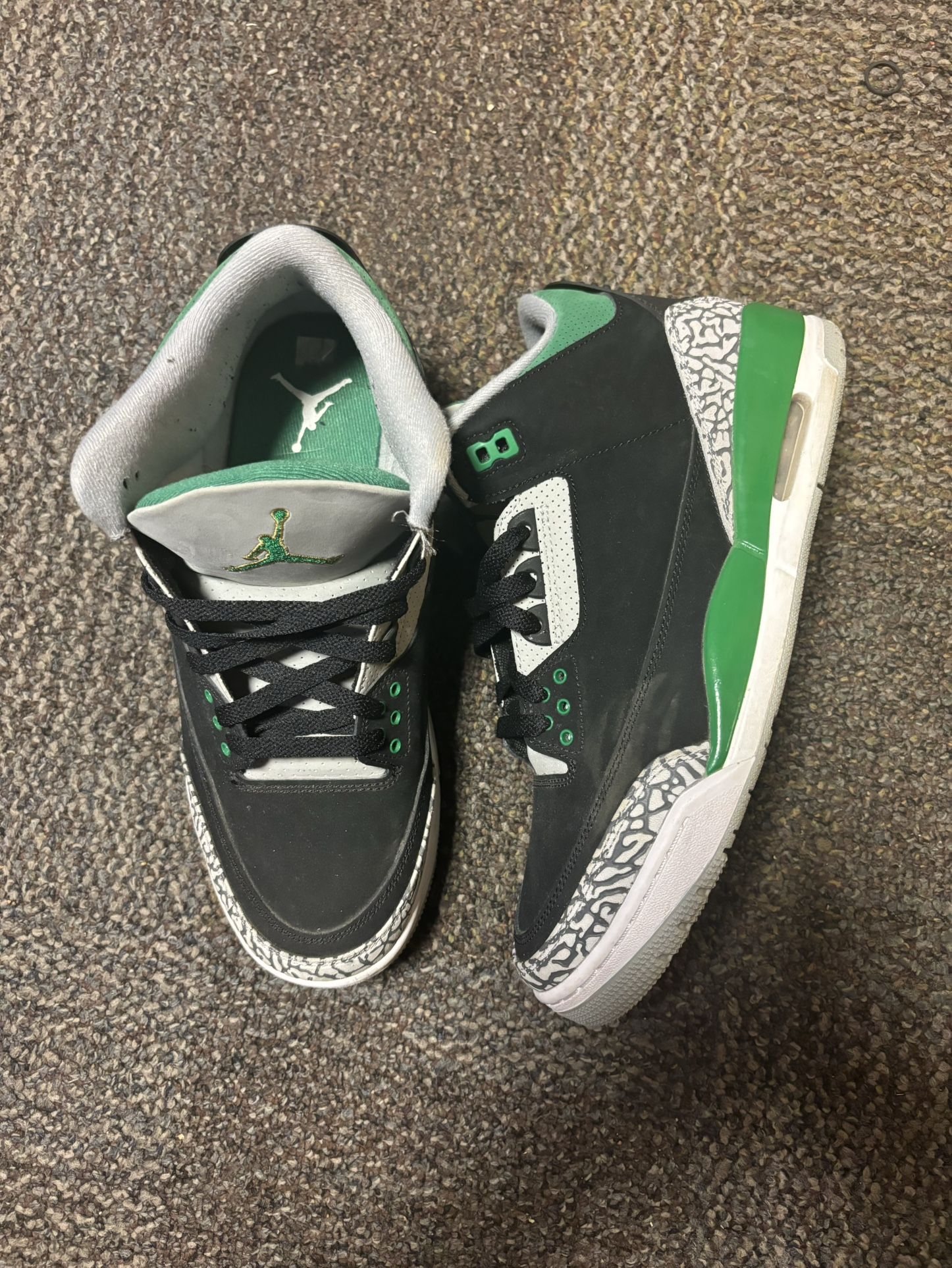 Air Jordan 3 ‘Pine Green