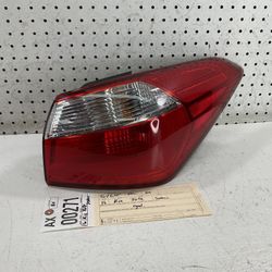 2014 2016 KIA FORTE RIGHT SIDE TAIL LIGHT OEM 