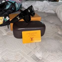 LV GLASSES 