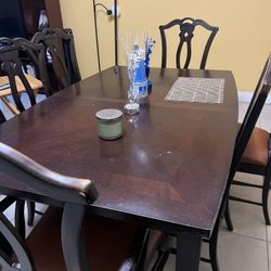 Great Wooden Dinner Dining Room Table With Chairs