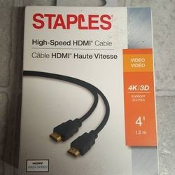 Staples High-Speed HDMI Cable Video 4' Supports 3D Video 4k Ultra HD 29738