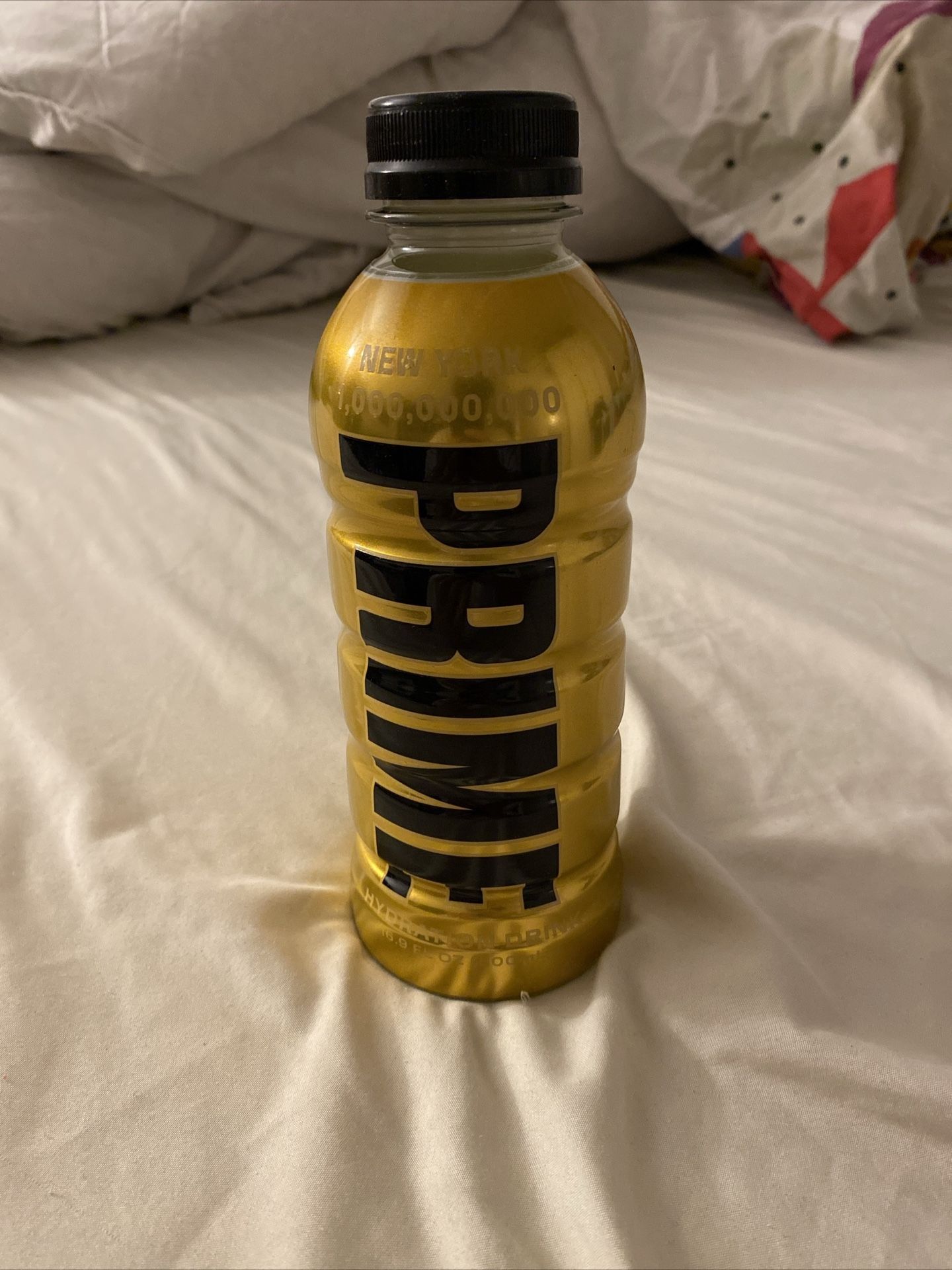 LIMITED EDITION GOLD PRIME HYDRATION DRINK+HAT