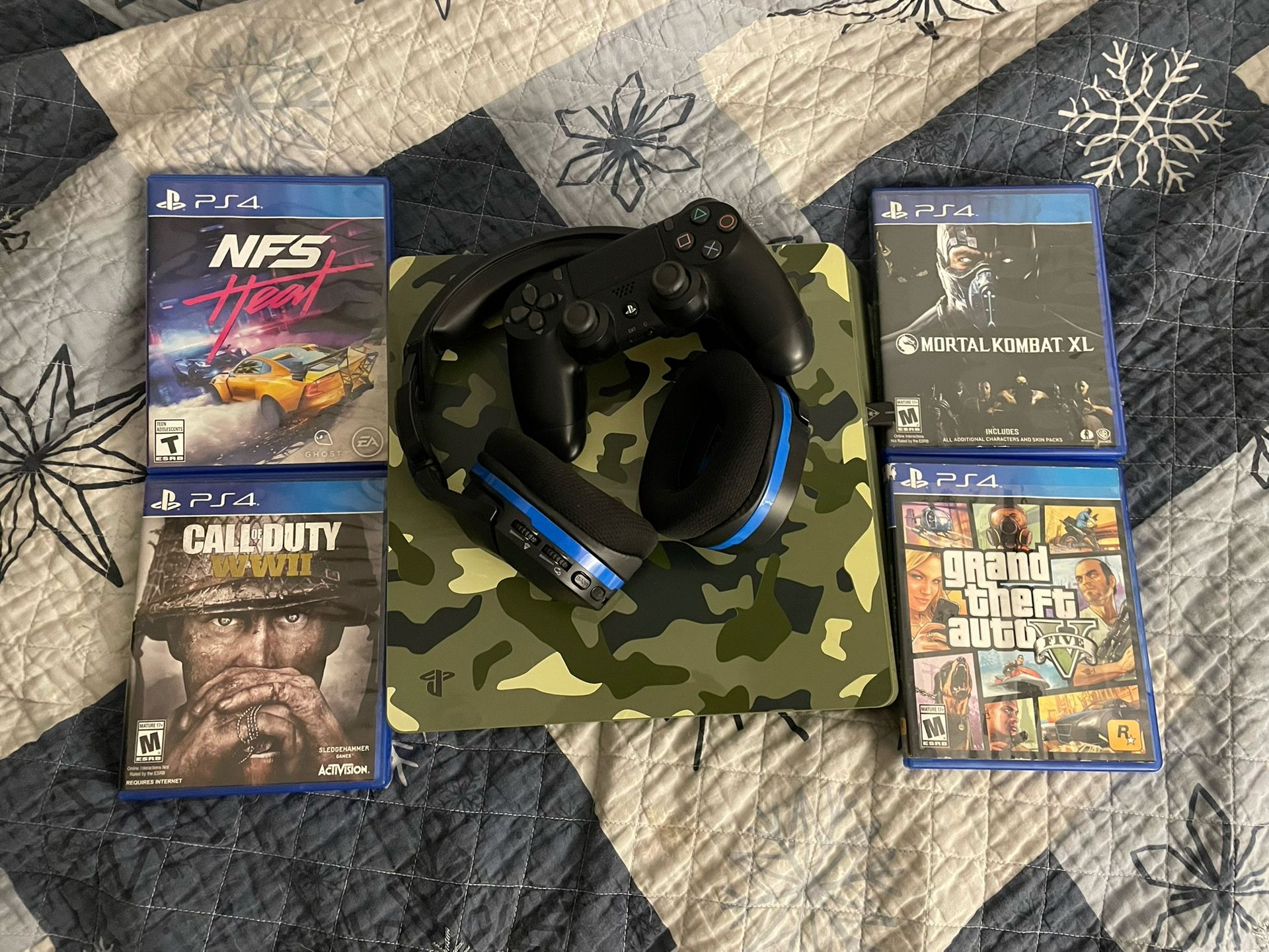 CAMO PS4 , 4 VIDEO GAMES , GAMING HEADSET