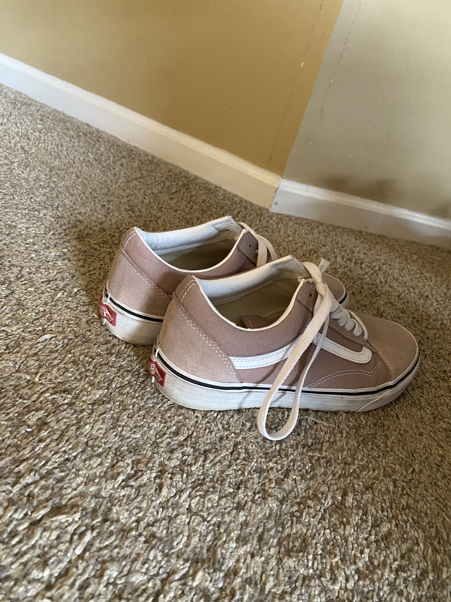 Women’s Pink Vans Size 10