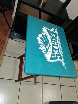 Eagles tv tray