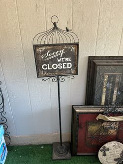 Open/Closed Metal Decor $20