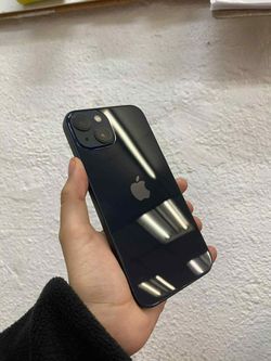 iPhone 13 128GB UNLOCKED 