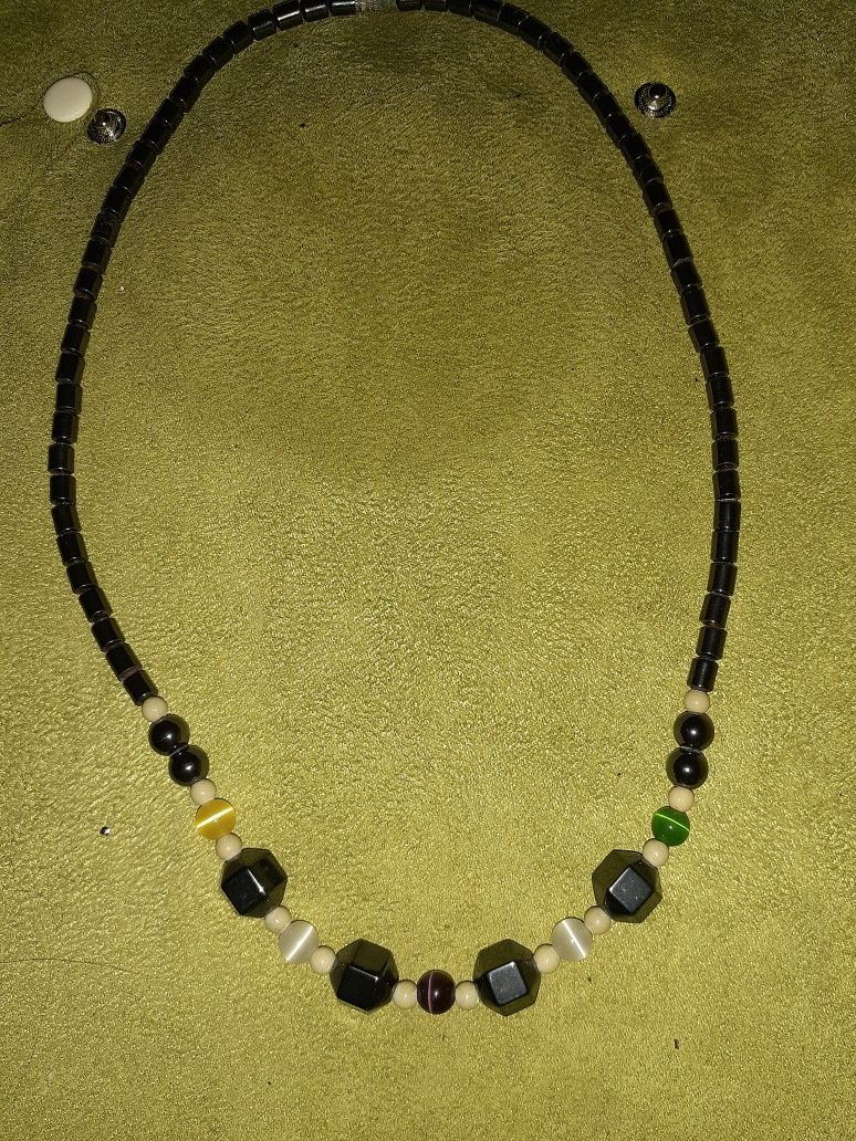 Onyx beads with yellow, purple and green