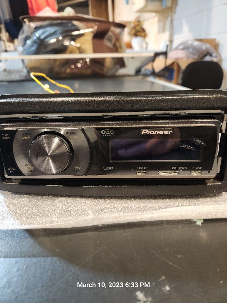 Pioneer/ Single Din