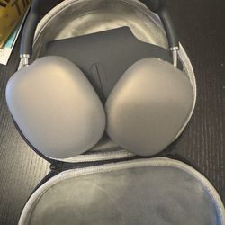 Apple AirPods Max Grey Or Space Grey