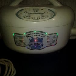 Bubble Machine Does Not Come With Tube Or Mats