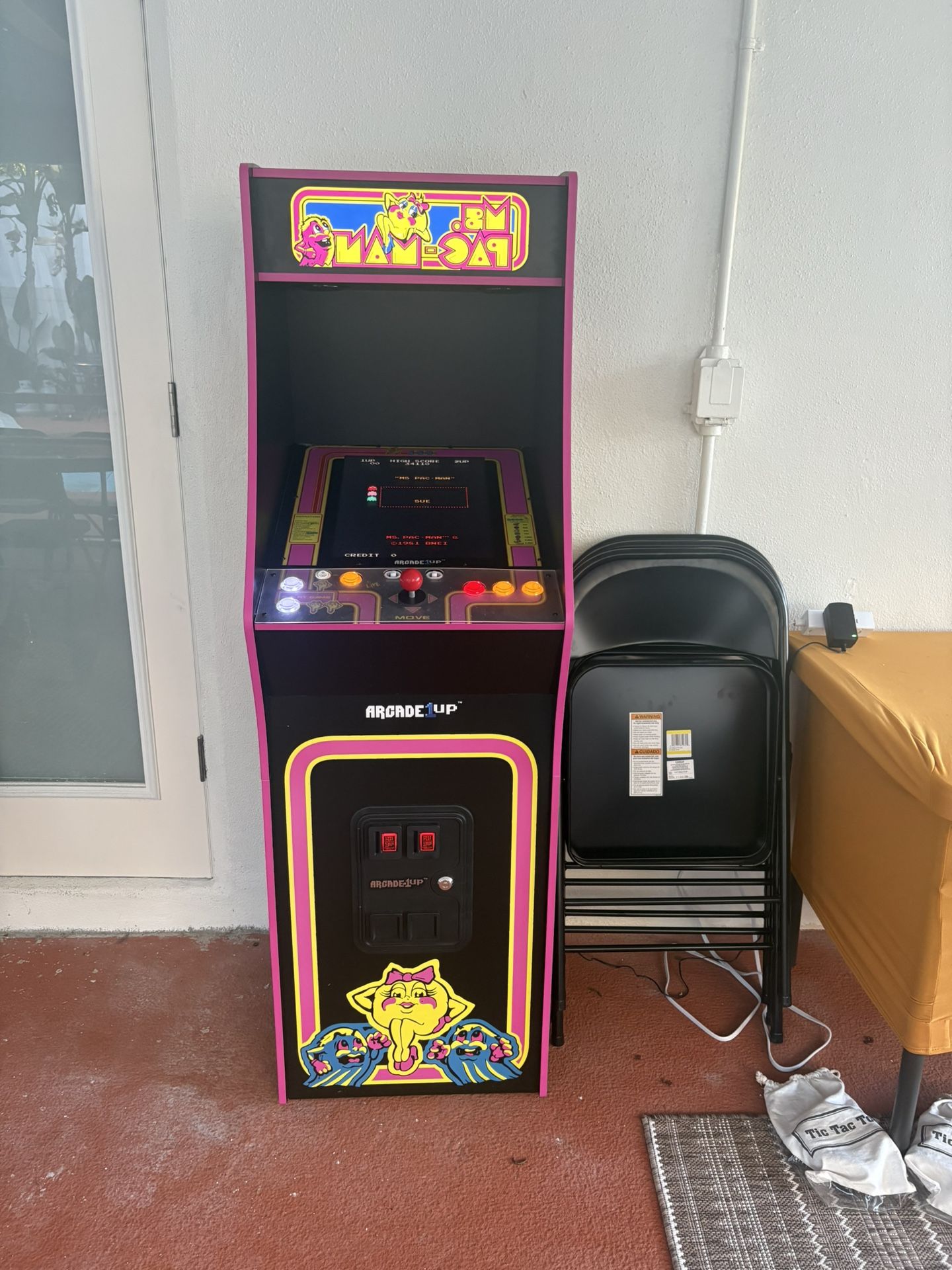Mrs PAC Man Deluxe Game Only 4 Months Old !15 Games Total To Play 