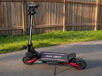Nanrobot LS7 72V Dual Motor Scooter – 60+ MPH – 340 Miles