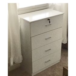 Dresser Chest Drawer White 4 Drawer Dresser With Lock Chest 