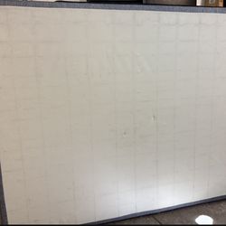 BOX SPRING  STANDER SIZE QUEEN