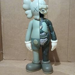 Kaws..16 Open Edition 