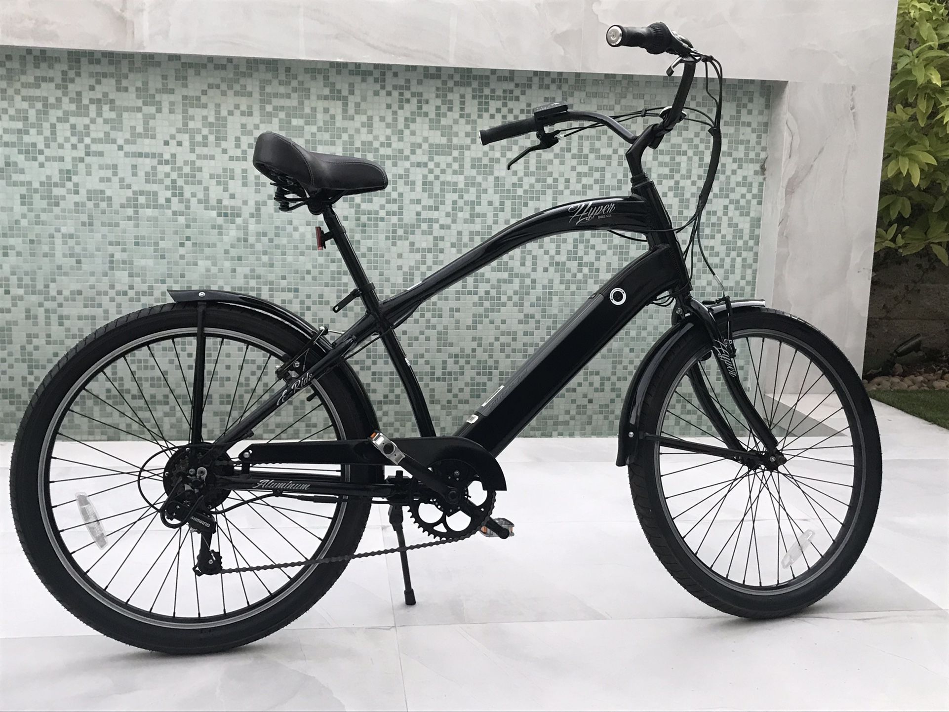 Electric Cruiser Hyper Bike