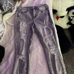 gray skinny jeans