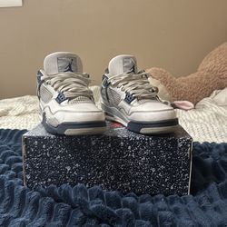 Air Jordan 4s