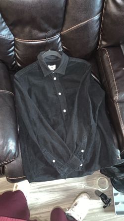 Black button up… XS
