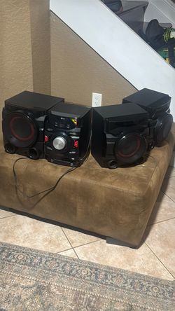 LG XBOOM 700W 2.1ch Mini Shelf System with Built-in Subwoofer and Bluetooth