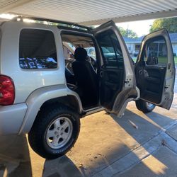 Jeep Liberty 2004 Tituló Limpio 4x4 