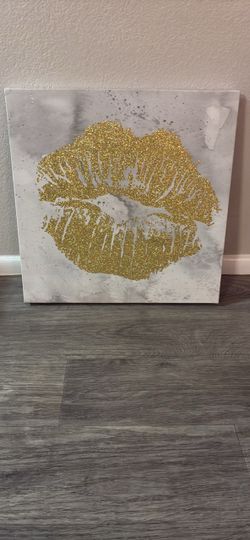 Gold Glitter Lips Canvas