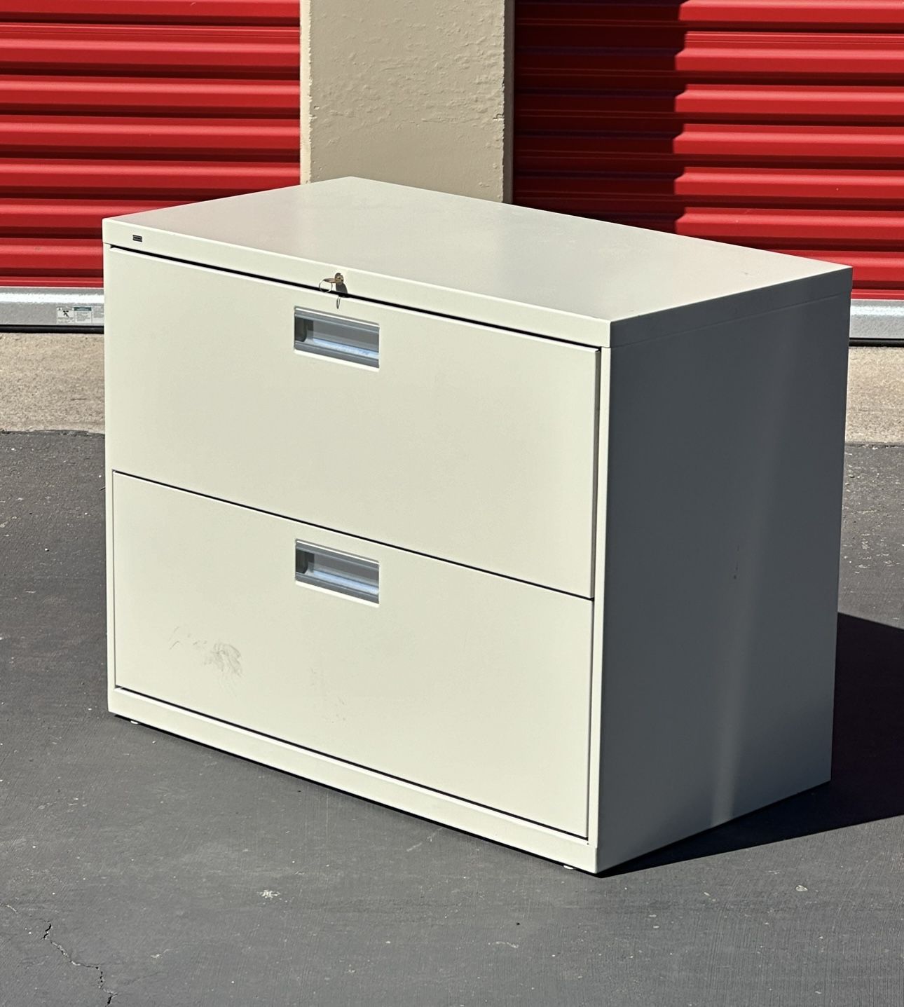 File Cabinet + Key