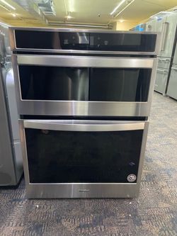 Whirlpool Smart 30” wall oven combo Microwave