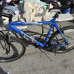 Haro V2 mountain bike