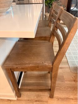 3 counter stools