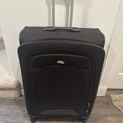 Samsonite 30” Spinner Suitcase 