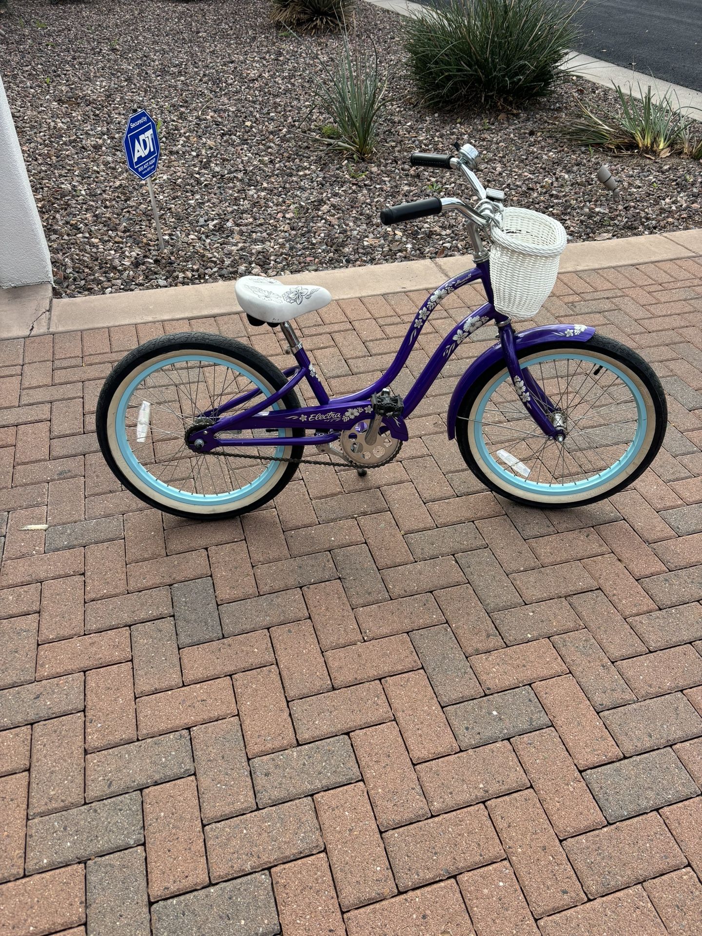 Small Kids Electra Beach Cruiser
