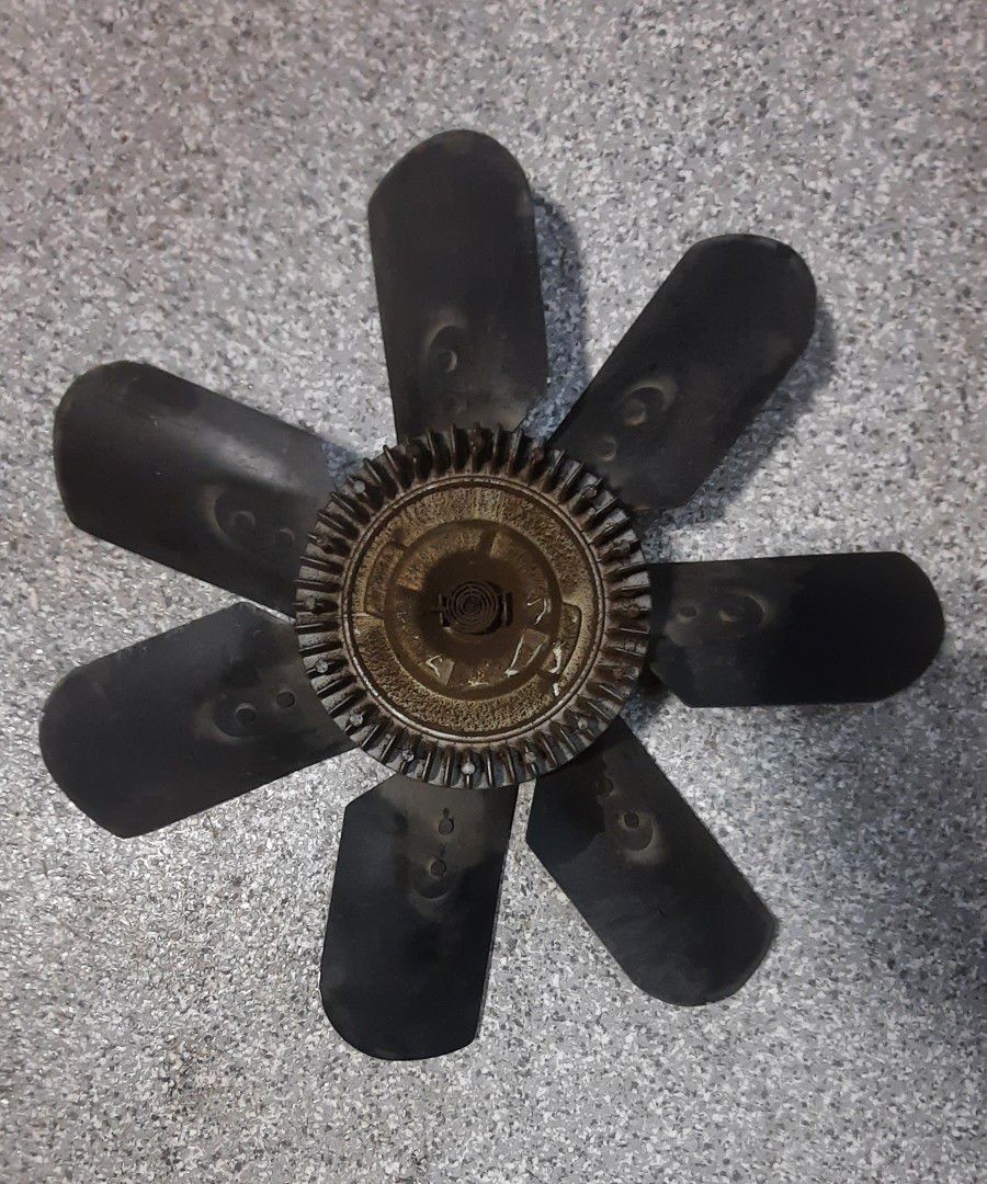 AMC Clutch Fan 