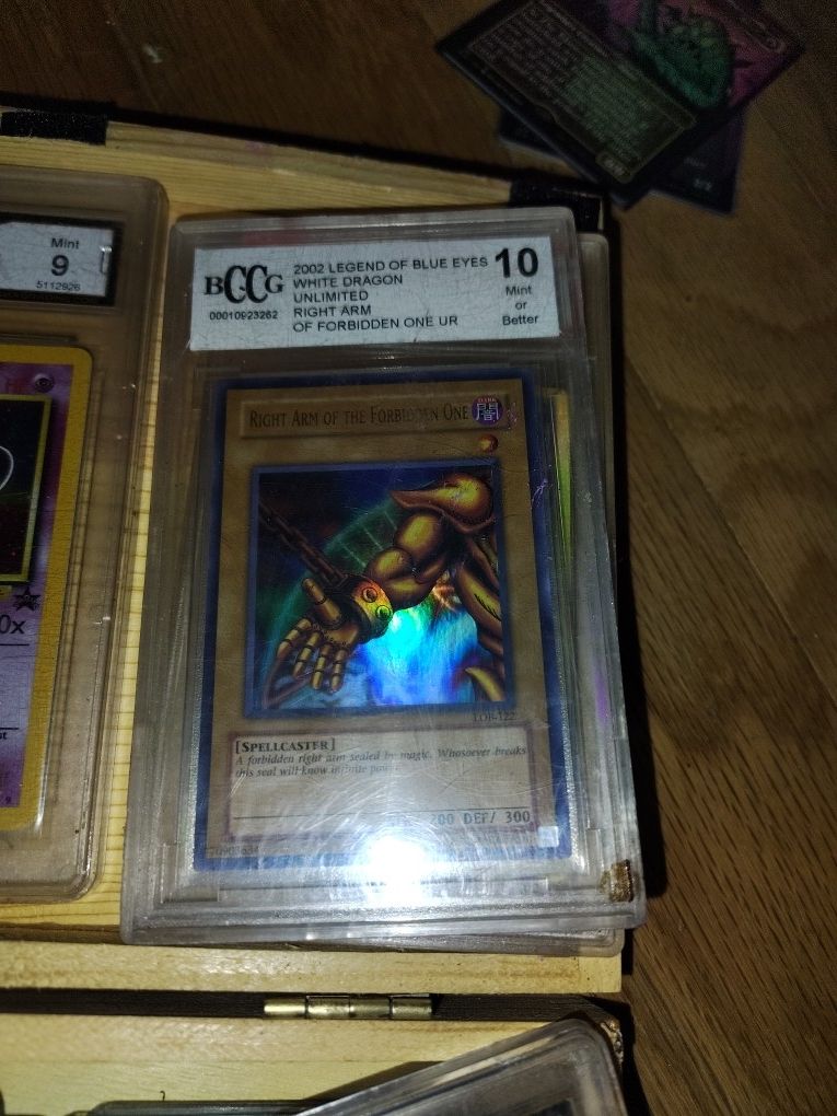 Right Arm Of The Forbidden One LOB-122 Unlimited