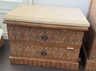 Kreiss Collection Designer night-table/end table